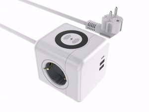 EU wireless charge power cube socket with USB