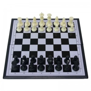 Folding Magnetic International Chess Set