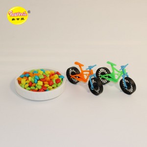 Permen mainan model sepeda gunung warna campuran Faurecia dengan permen warna-warni