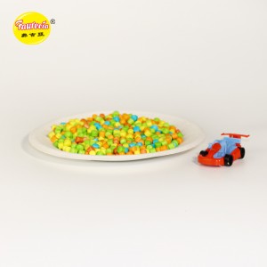 Іграшка у формі автомобіля для картингу Faurecia з різнокольоровими цукерками