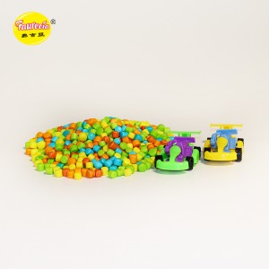 Renkli şekerli Faurecia karting araba şekilli oyuncak