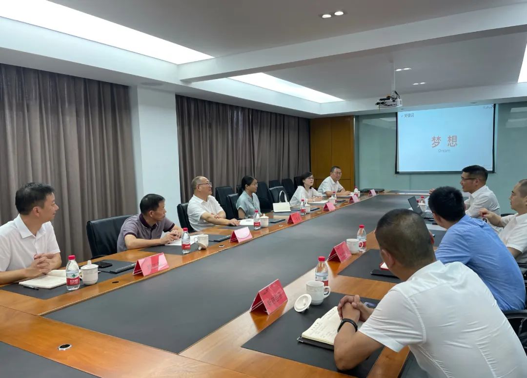 Vodeći članovi Ureda za statistiku provincije Zhejiang posjetili su Kaihua Molds radi istraživanja