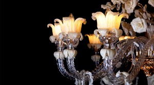 SERIA TIME DREAM de candelabru realizat manual, candelabru MURANO, candelabru de cristal, candelabru cu flori lucrat manual, iluminat Murano, candelabru vila