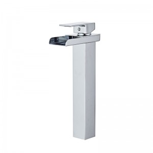 Modern square basin faucet with open water outlet