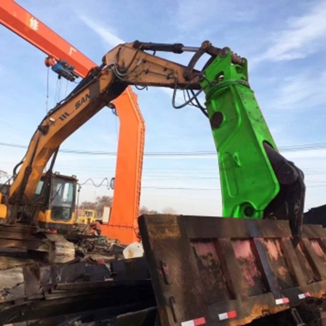 KarlShield Hydraulic Shears for Construction & Demolition Recycling