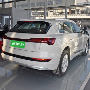 Audi E-TRON သည် အဆင့်မြင့် စွမ်းအင်သုံး SUV ကားသစ်