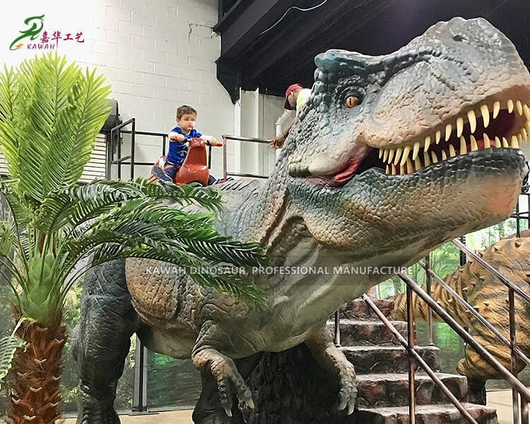 El equipo del parque de atracciones funciona con monedas T-Rex Dinosaur Ride para niños