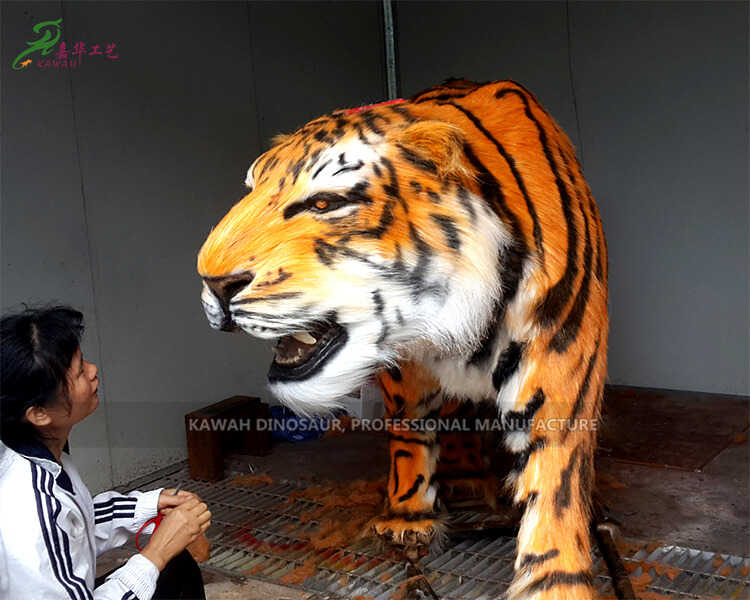 Ixtri Animatronic Tiger Statue Animatronic Animal AA-1202