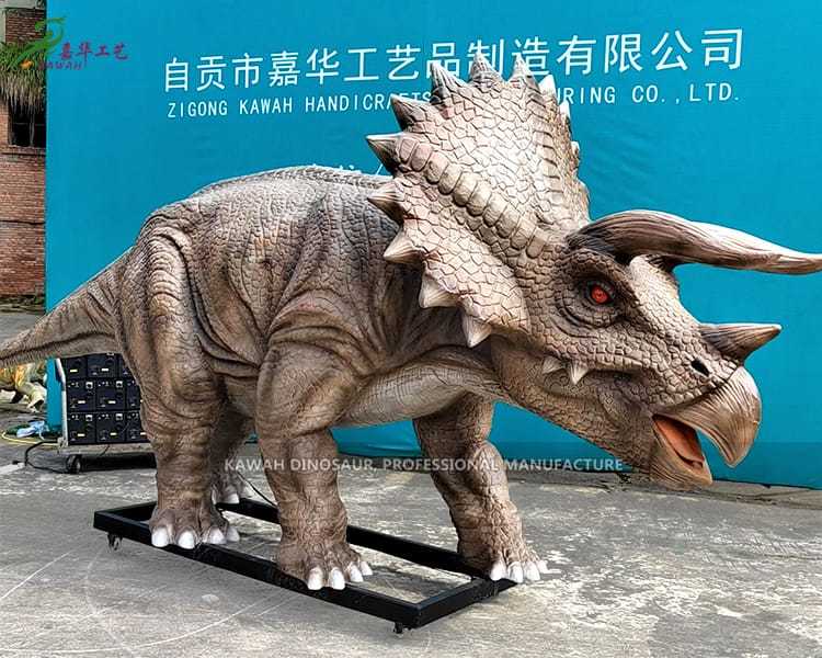 Ffatri Deinosoriaid Deinosor Realistig Triceratops Animatronig Maint Oes Deinosoriaid AD-095