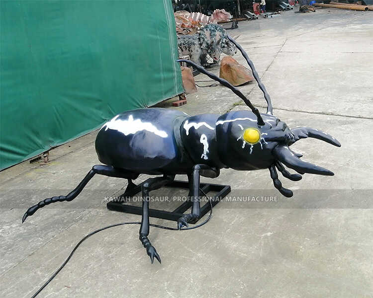 Indoor Play Park Robot Animatronic Insecto Manticora con son de simulación AI-1436