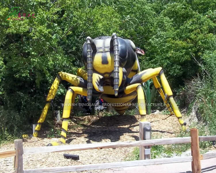 Gipakita sa Outdoor Park ang Dakong Wasp Animatronic Animal Honey Bee Statue Customized AI-1414