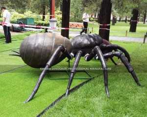 Große Ausstellung der schwarzen Spinnenskulptur im Freien AI-1463