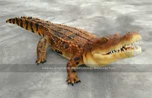 Хәрәкәтләр һәм тавышлы аниматроник хайваннар белән реалистик крокодил моделе AA-1241