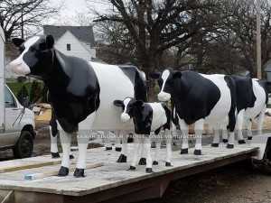 Statue grandeur nature de vache laitière d'ornement de jardin adaptée aux besoins du client AA-1243