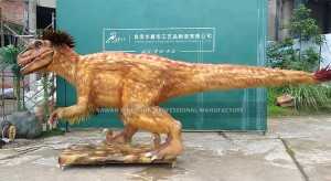Feathered Dinosaurs Velociraptor Animatronic Dinosaur Statue