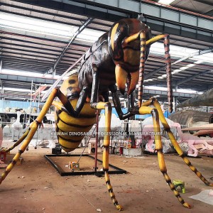 ပြင်ပပန်းခြံတွင် ကြီးမားသော Wasp Animatronic တိရစ္ဆာန် Honey Bee ရုပ်တုကို စိတ်ကြိုက်ပြုလုပ်ထားသော AI-1414