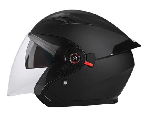 What are the benefits of wearing a motorcycle helmet?
