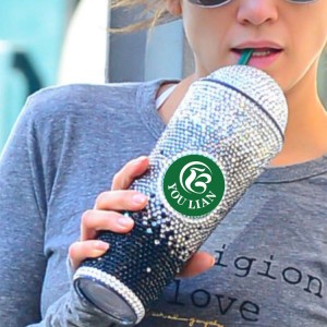 Copo de plástico com logotipo personalizado de 24 onças Bling para bebidas de parede dupla PS Glitter Strass