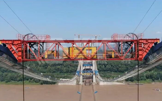 L'aplicació reeixida del gat hidràulic d'elevació de fils d'acer a l'elevació de bigues de caixa d'acer El tram principal del pont del riu Baisha Yangtze es va tancar sense problemes
