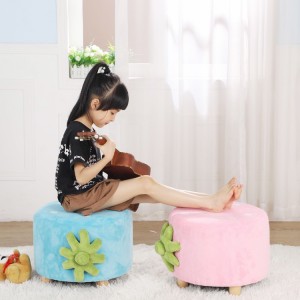 Нов дизајн Мебел за градинка Детски софа од јагода Тркалезна софа Отомански мебел за детски соби
