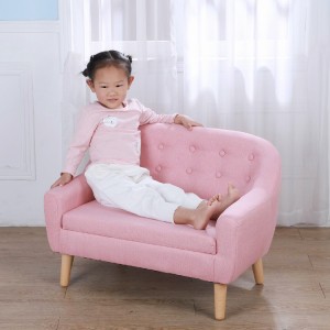 Leuke kinderbank van roze linnenstof voor woonkamer en kinderkamer