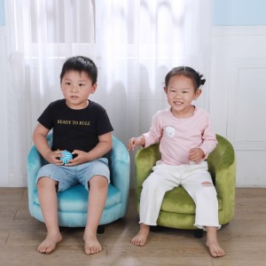 Детское кресло с круглой спинкой