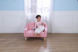 Drăguță canapea pentru copii din țesătură roz de in pentru camera de zi și dormitorul copiilor