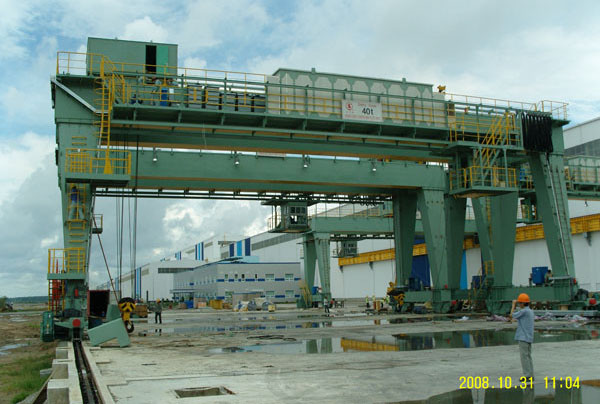 40t double girder gantry cranes and 40 ton double girder semi-gantry cranes in Vietnam
