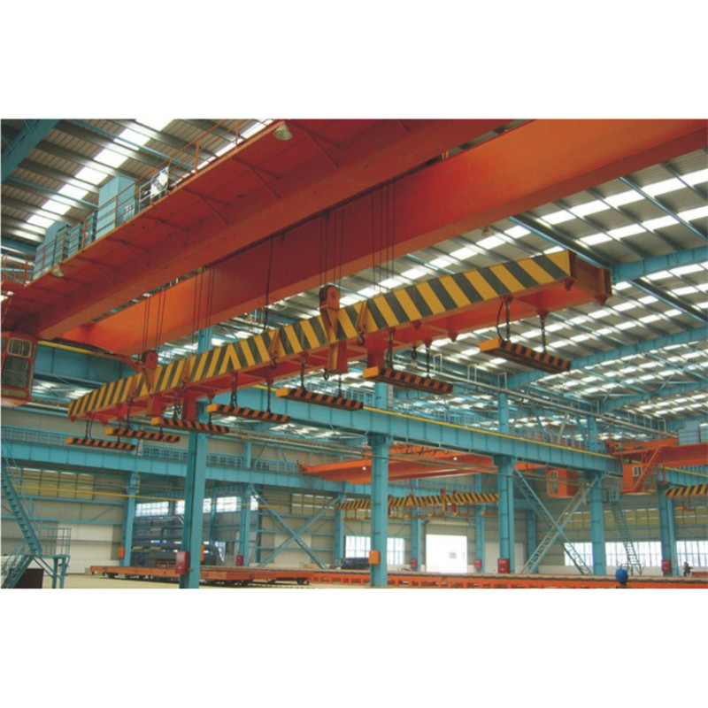 Double girder overhead crane with haning beam (paralleling with the beam)