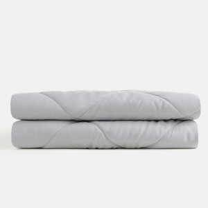 Vėsinanti lengva vasarinė antklodė karštam miegamajam, plonos šaltos antklodės miegui