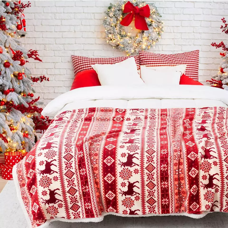 Didmeninė Kalėdų Naujųjų Metų dovanų antklodė, minkšta, spausdinta šerpos vilnos antklodė. Teminis vaizdas