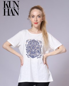 Lady Round Neck Printed Leisure Comfort T-Shirt