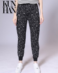 Lady All Over Print Casual Leisure Slim Cropped Pant