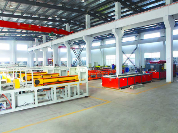 สายการผลิตท่อ HDPE 500 เส้น หลังการขายเยี่ยมชมโรงงานของลูกค้า
