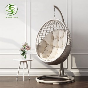 ຂາຍດີທີ່ສຸດ ຫຼູຫຼາ ໃນລົ່ມ ແລະ ກາງແຈ້ງ ເກົ້າອີ້ຫວາຍ Modern Rattan Chair Bar Swing shaped egg chair indoor swing