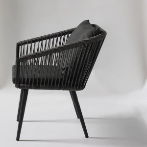 बाहिरी फर्नीचर कफी कुर्सी स्टील एल्युमिनियम फ्रेम स्ट्याक योग्य पीई रतन गार्डन कुर्सी टेबल