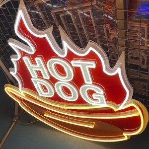 Hot dog neonkylttien kahvila4