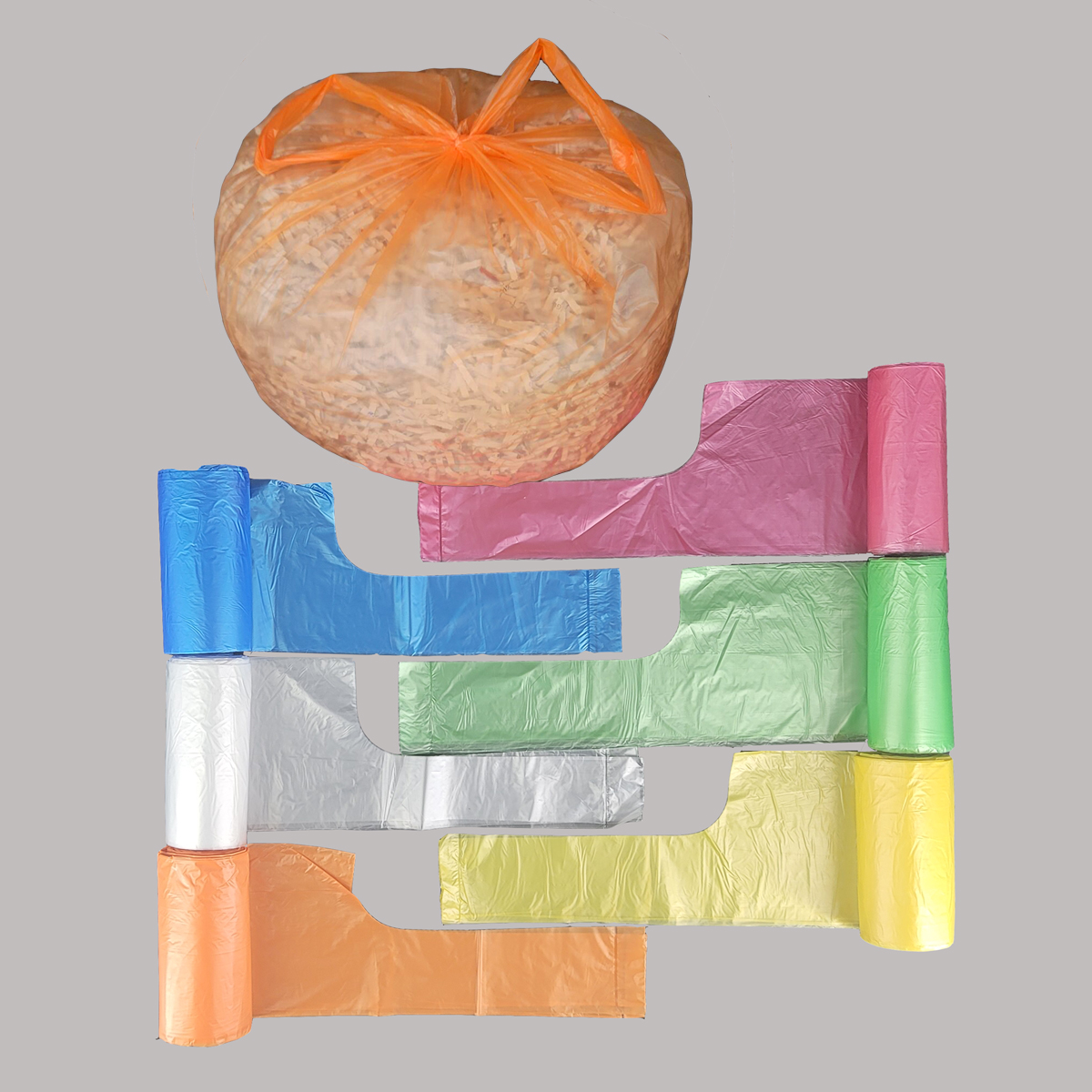 Pet Bag in Different Colors Featured Image