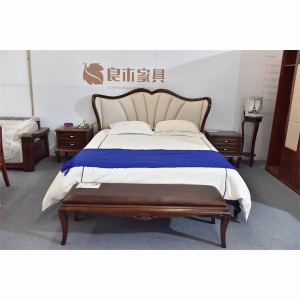 Lagani, luksuzni bračni krevet s presvlakama od punog drva u američkom stilu i spremištem