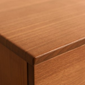 घन पांढरा ओक नैसर्गिक रंग बेडसाइड टेबल, एम्बेडेड हँडल, मोठा ड्रॉवर, सायलेंट स्लाइड