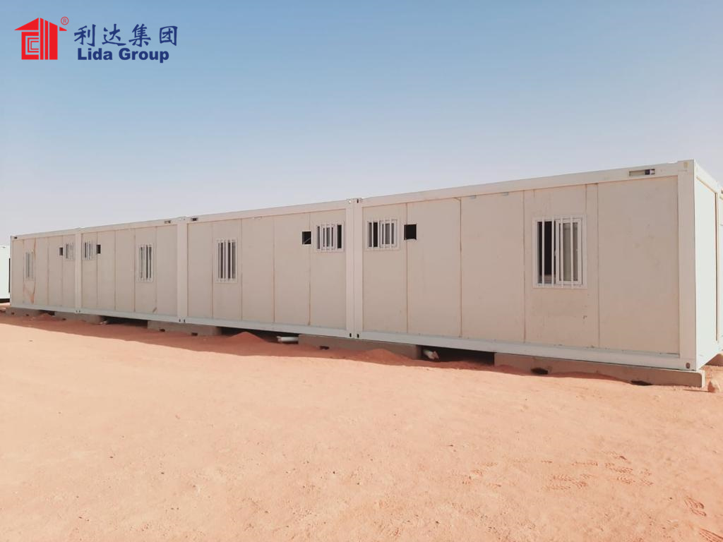 Libia Modula Flat Pack Container House Camp ĉe Naftokampo