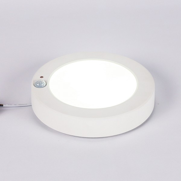 CE certificirana 15 W PIR senzorska okrogla površinsko nameščena stropna svetilka z ravnim panelom LED