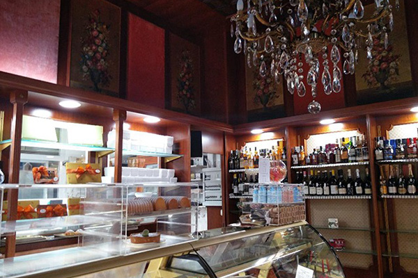 Konditerijos parduotuvė Milane