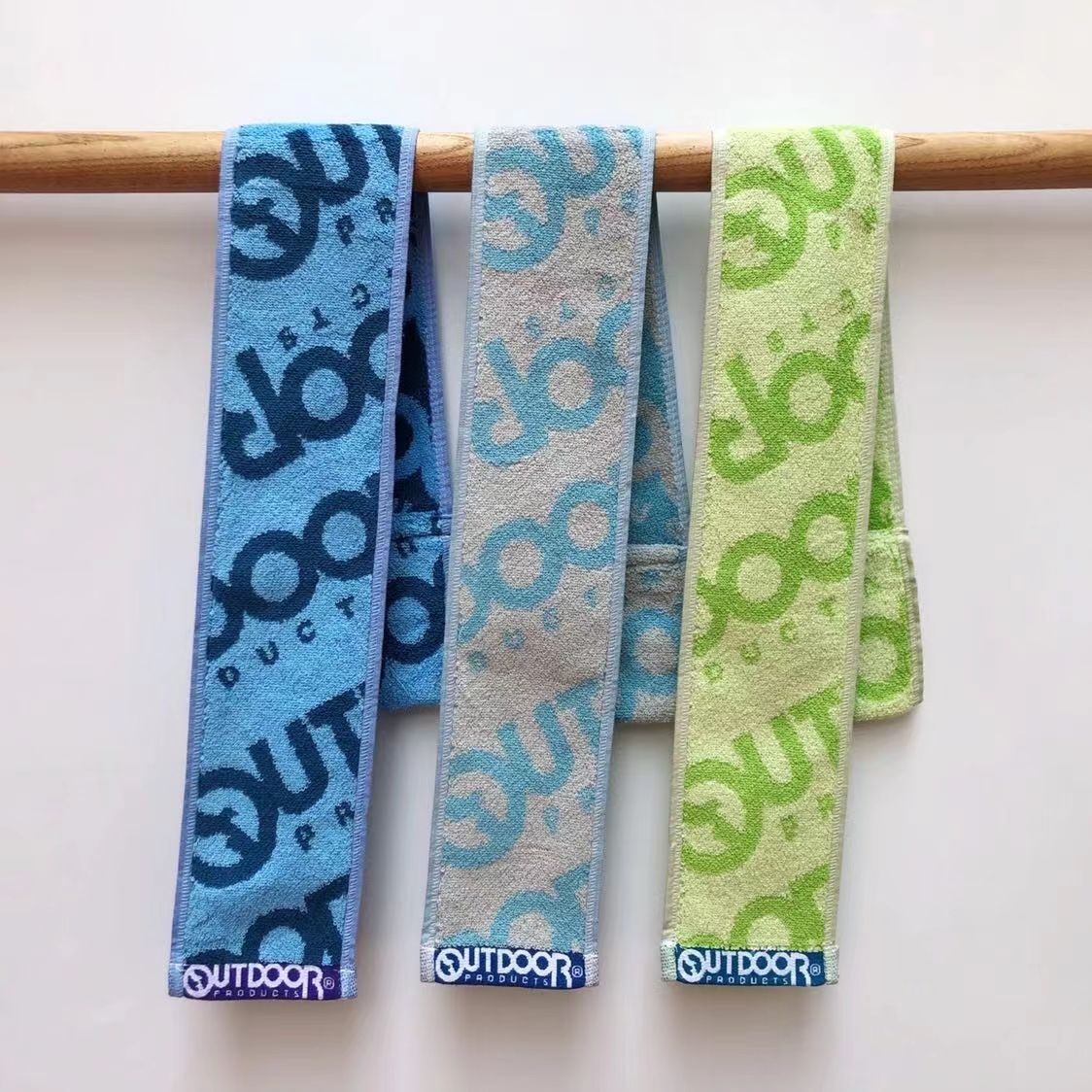 Asciugamani sportivi personalizzati in tessuto jacquard 100% cotone all'ingrosso della fabbrica cinese con logo