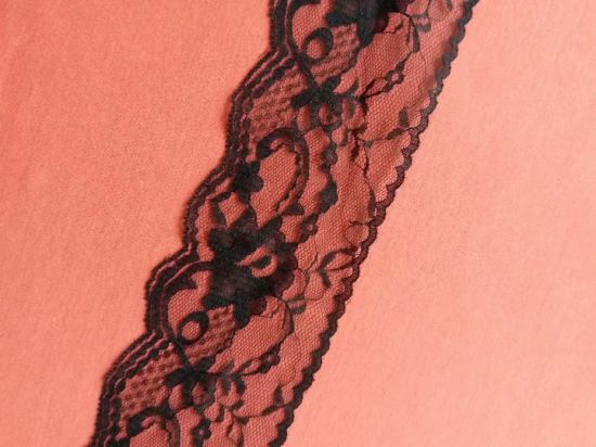 Single side lace, non-elastic lace barcode