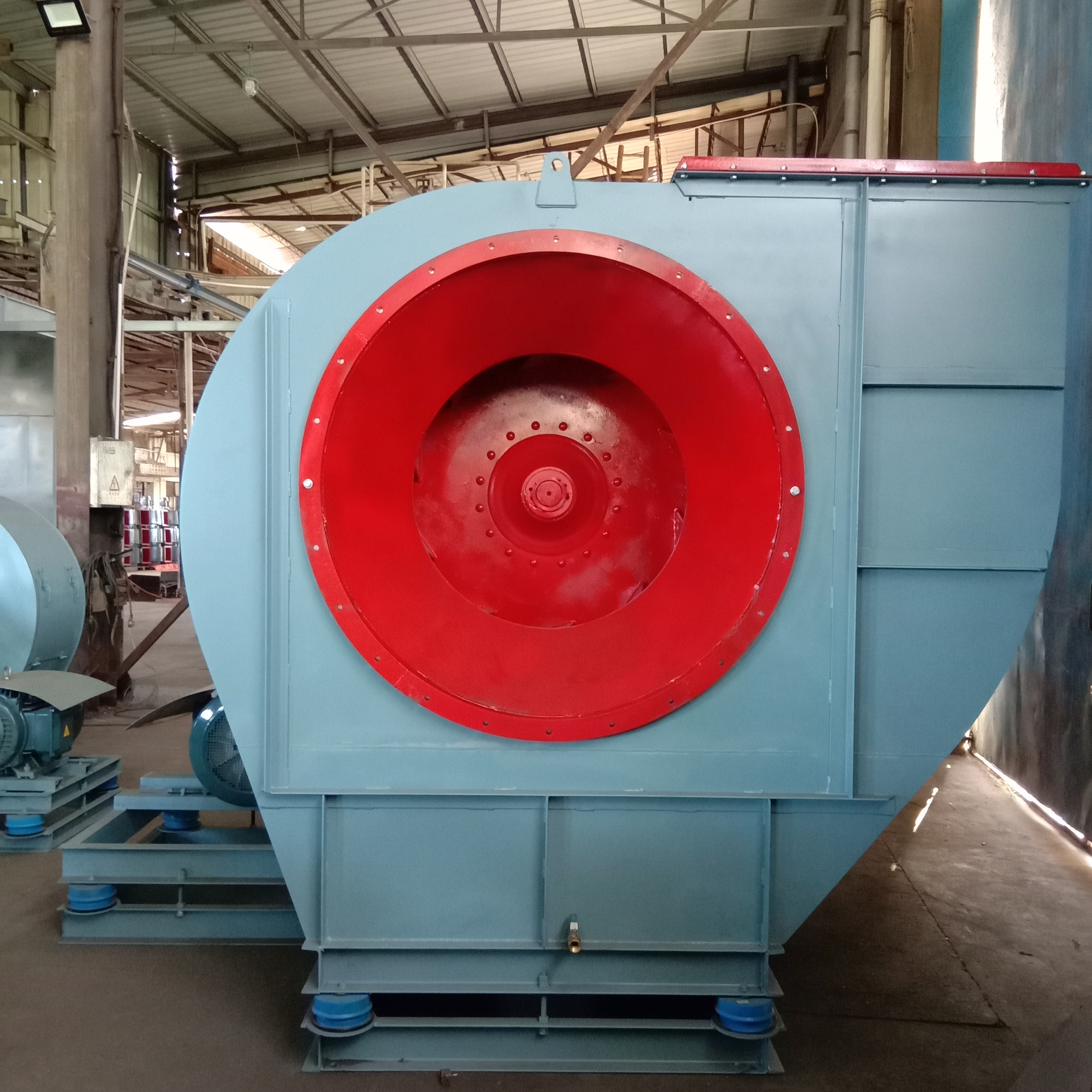 centrifugalni ventilator, puhalo 4-2×79, velikost rotorja do premera 2000 mm