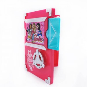 Salgsfremmende legetøj af farverig barbie password box sæt