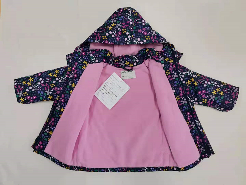 Mga Detalye ng Child PU 100% Polyester Waterproof Printed Rain Jacket