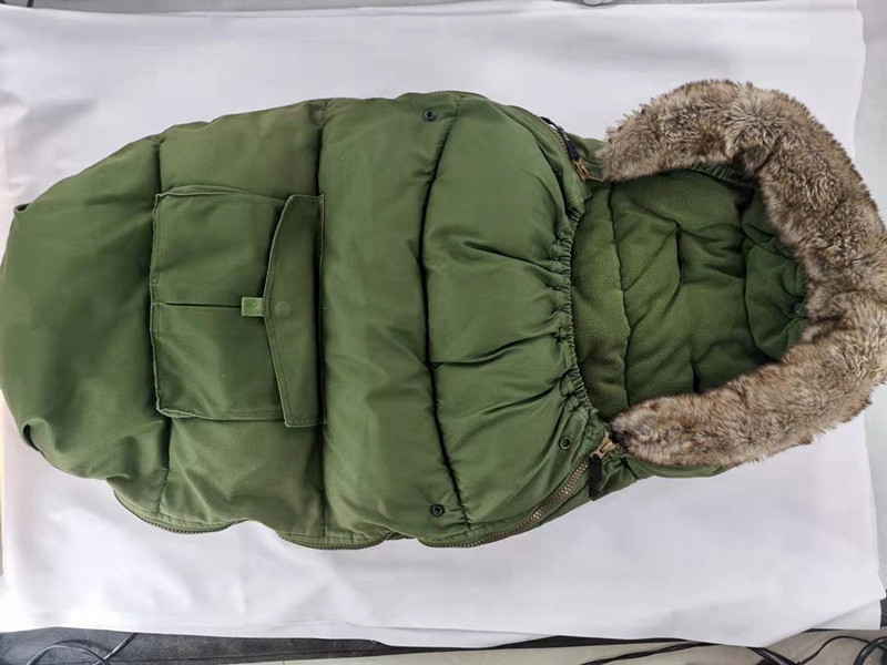 ベビーカーベビーカー用防水フットマフ冬幼児寝袋