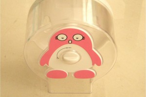 Dispenser tat-Toilet Roll li ma jgħaddix ilma minnu